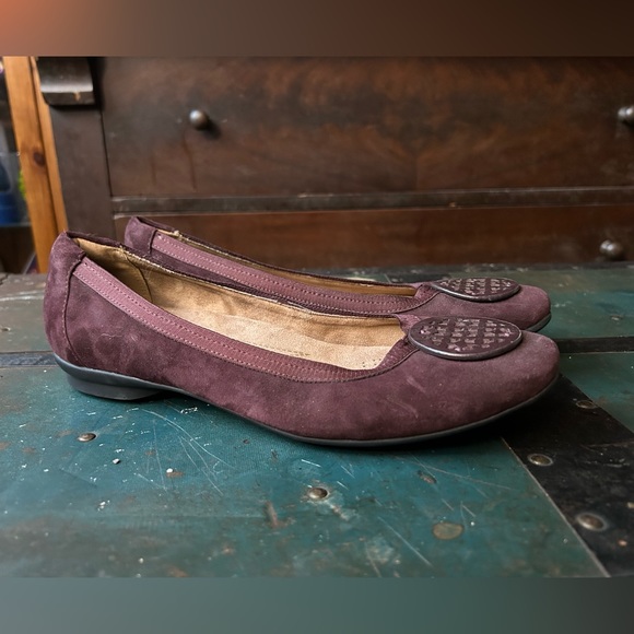 Clarks Shoes - Clarks suede leather slip on flats shoes size 9